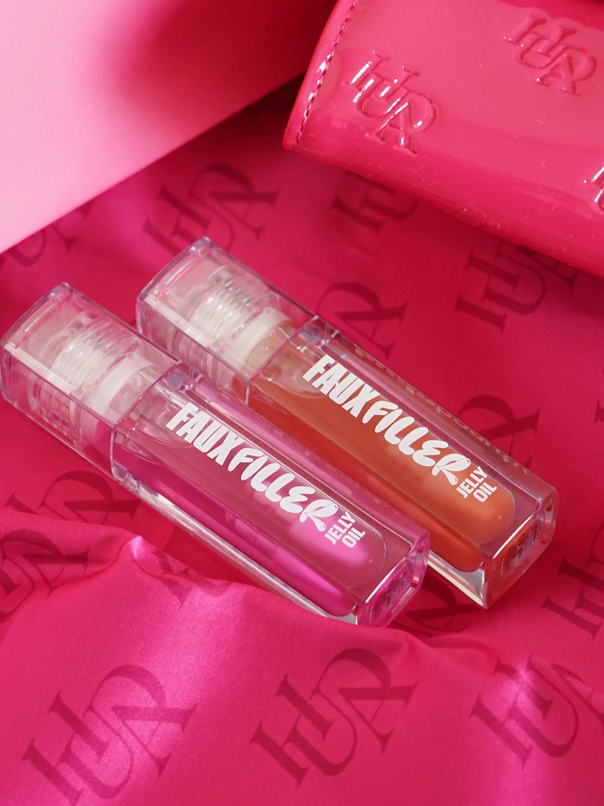 Huda Beauty Faux Filler Jelly Oil