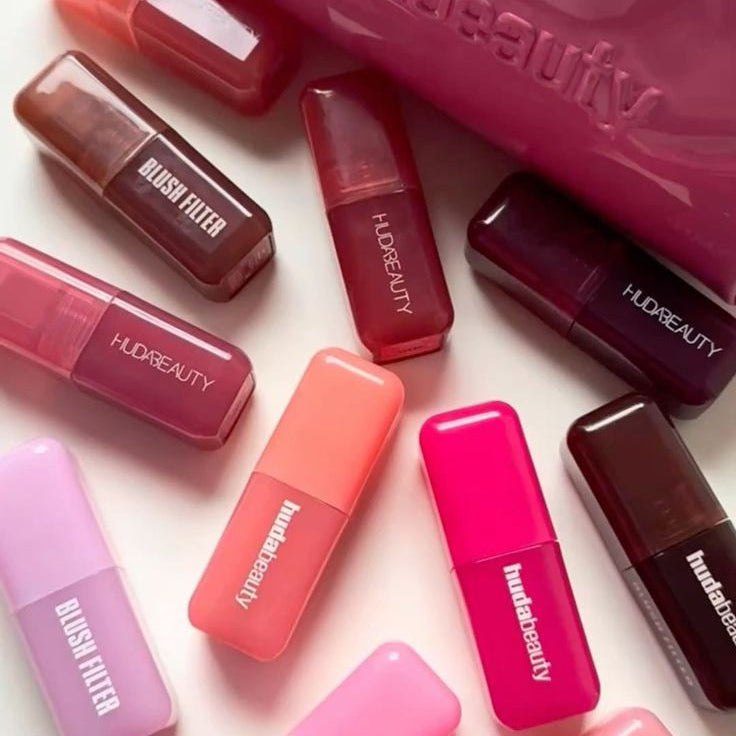 Huda Beauty Liquid Blush