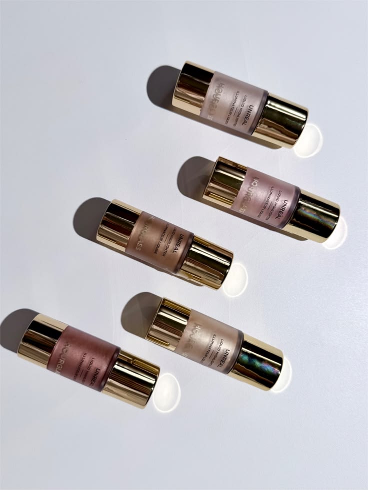 Hourglass Unreal Liquid Highlighter