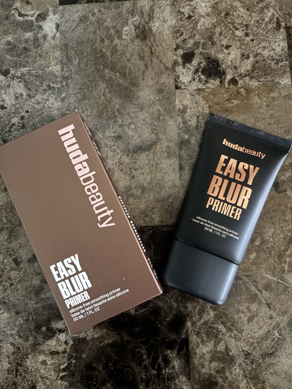 Huda Beauty Easy Blur Bronze Fudge Primer