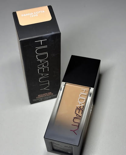 Huda Beauty #FauxFilter Luminous Matte Foundation